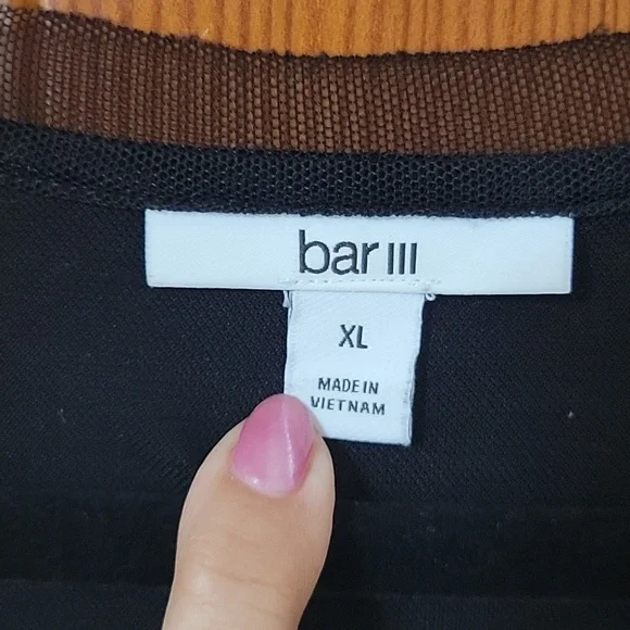 Bar III Women's Black V-Neck Top XL - Picture 4 of 7